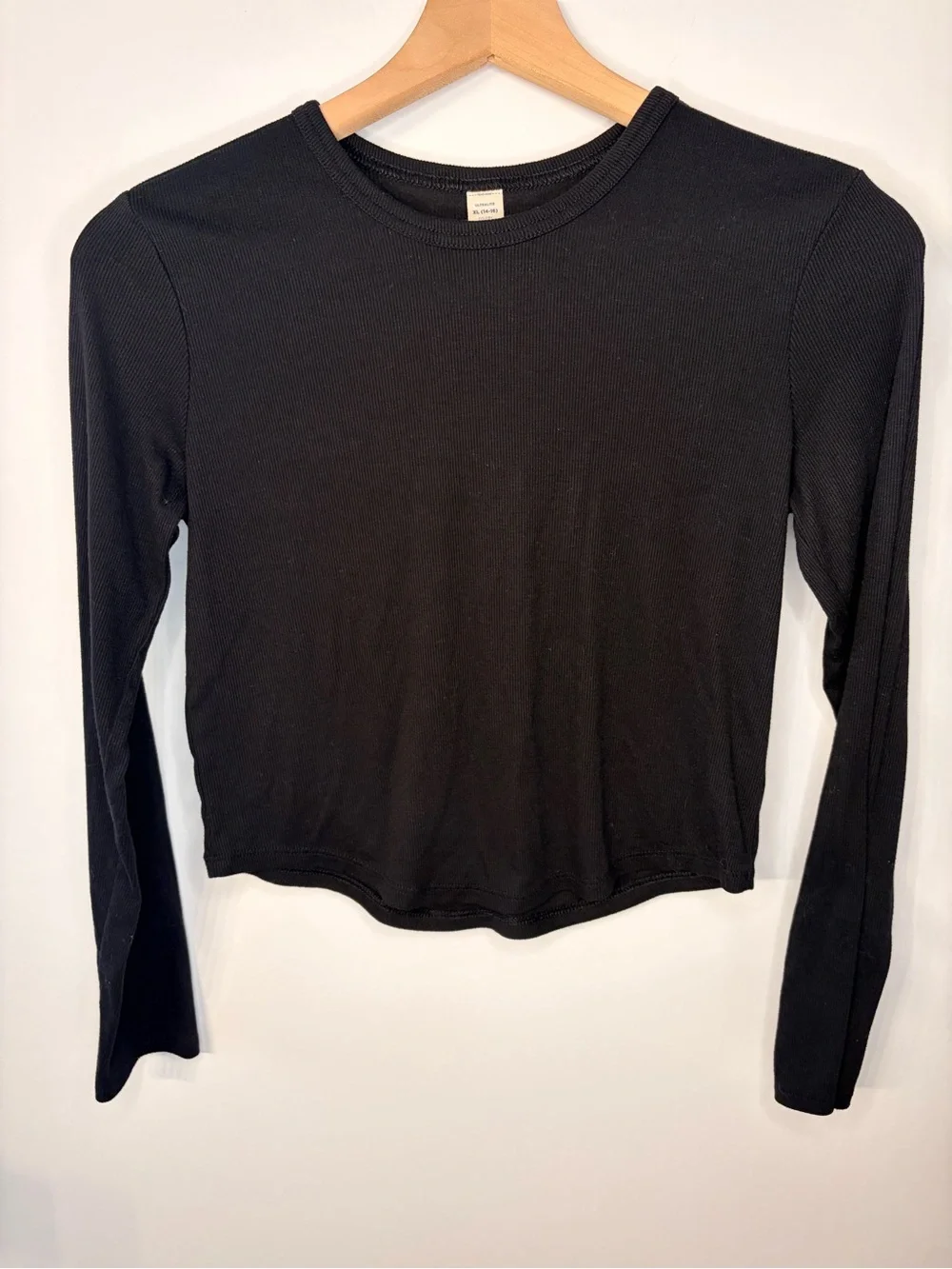 Bundle of Old Navy Active Girls Ultralite Ribbed Long Sleeve Shirts, XL(14-16)